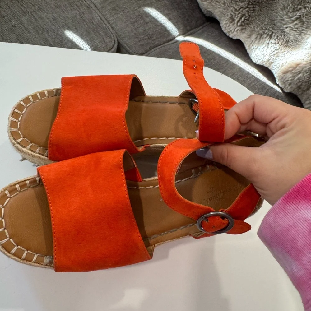 BUNDLE 2 ITEMS FOR $8✨  Universal Thread Women's Orange Espadrille Sandals